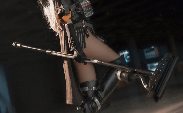 南宫作品 暴行 [16P/21MB]