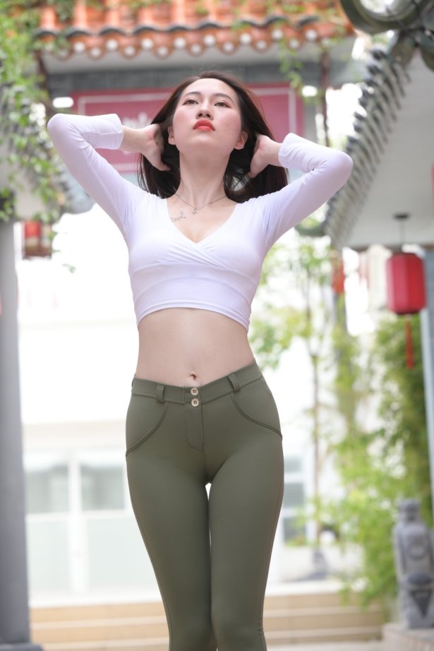 精选街拍 No.576 倾诉 5 [100P/63M]