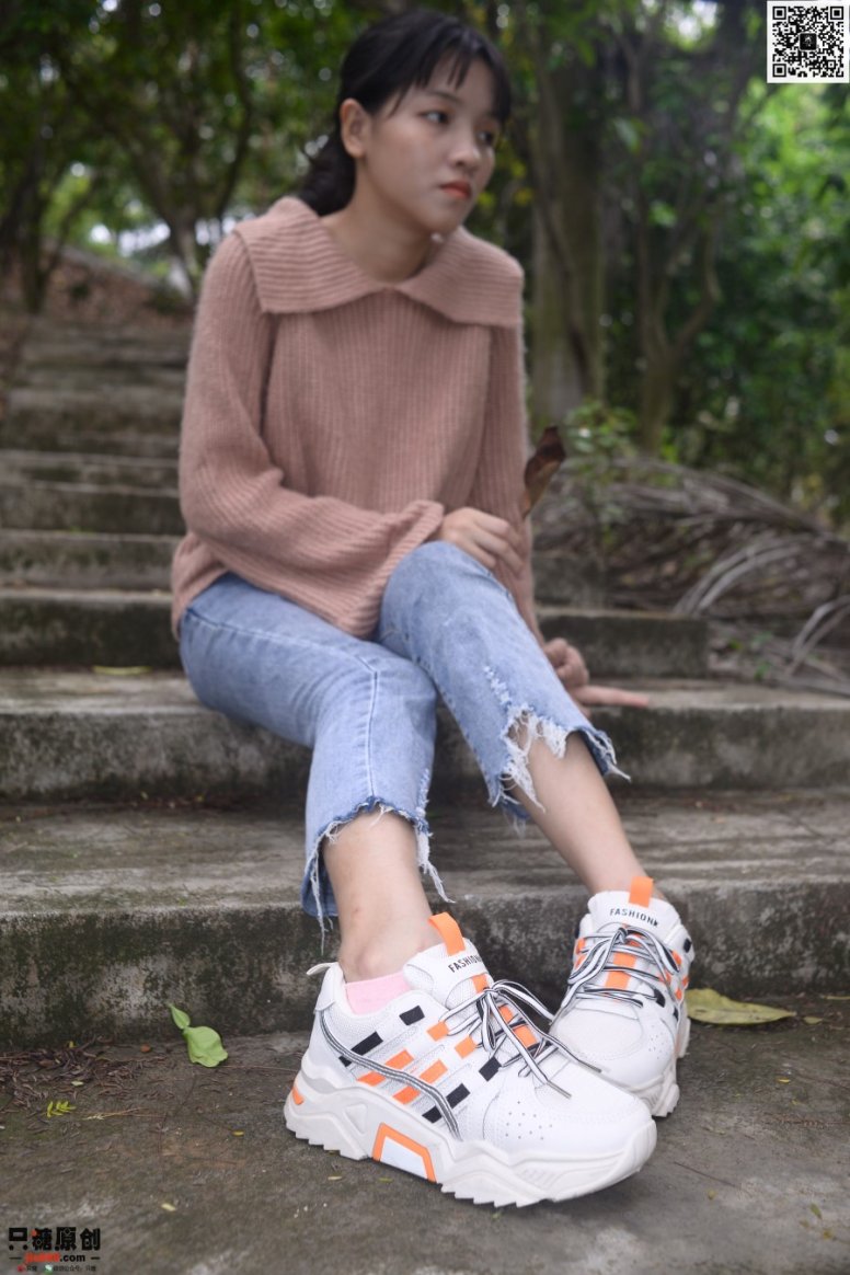 [只糖棉袜]NO.287 点点 温柔的晚风 [156P/1V/1.20GB]