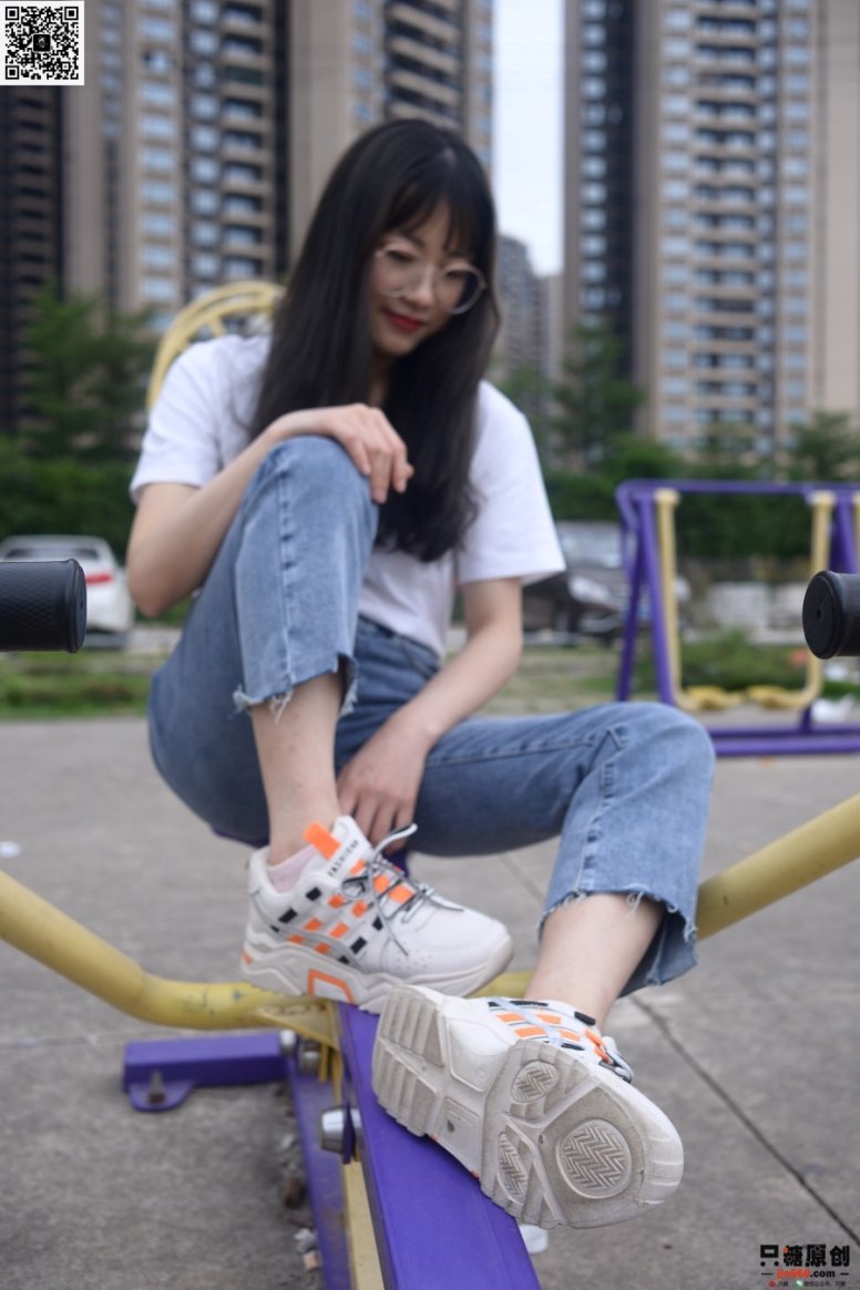 [只糖原创]NO.304 潘潘 忽然又夏天 [170P/1V/812MB]