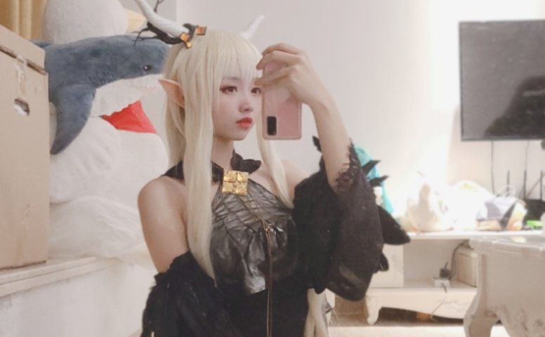 大大卷卷小卷 – 自拍2 [7P/5MB]