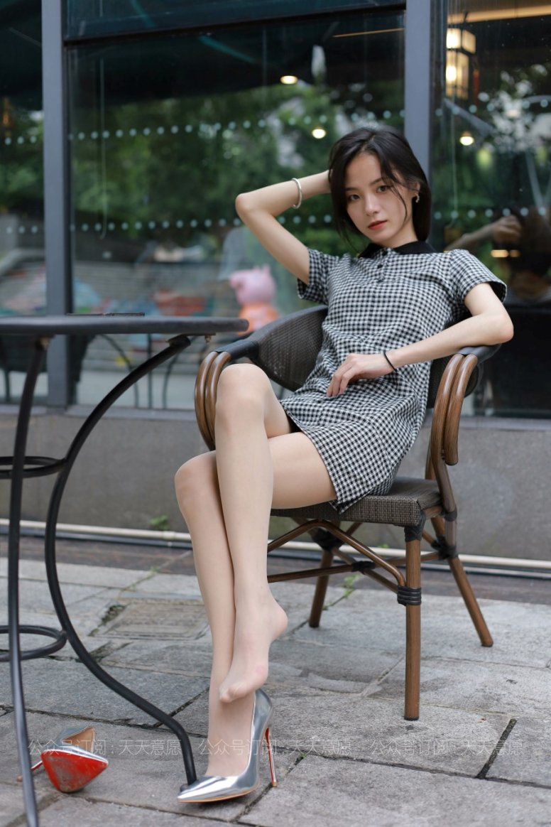 [IESS异思趣向] 耽丝 210728 小六的格子短裙 [90P/127MB]