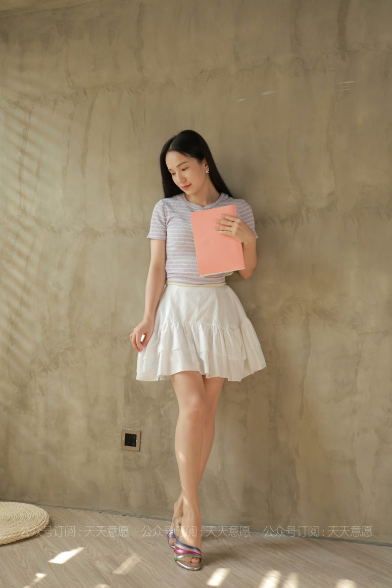 [IESS异思趣向] 耽丝 210806 新人丽丽 [87P/88MB]