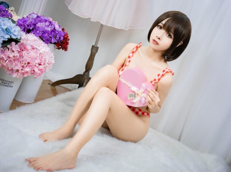 Momoko葵葵 – 空音 [20P/333MB]