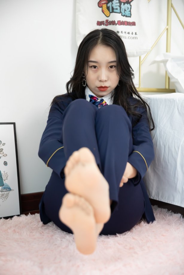 勿恋传媒 NO.822 璐璐-烟雨一盏[177P/1V/4.46GB]