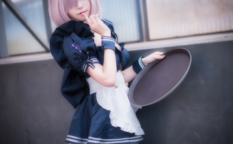 芋圆侑子SJ_ – 黑枪呆钕仆自拍 [24P/3V/211MB]