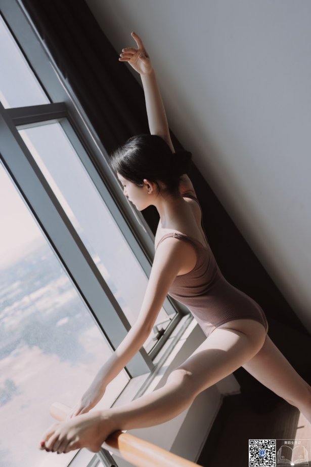 [GALLI嘉丽]舞蹈生日记 007 – 珊珊-2 [39P/314MB]