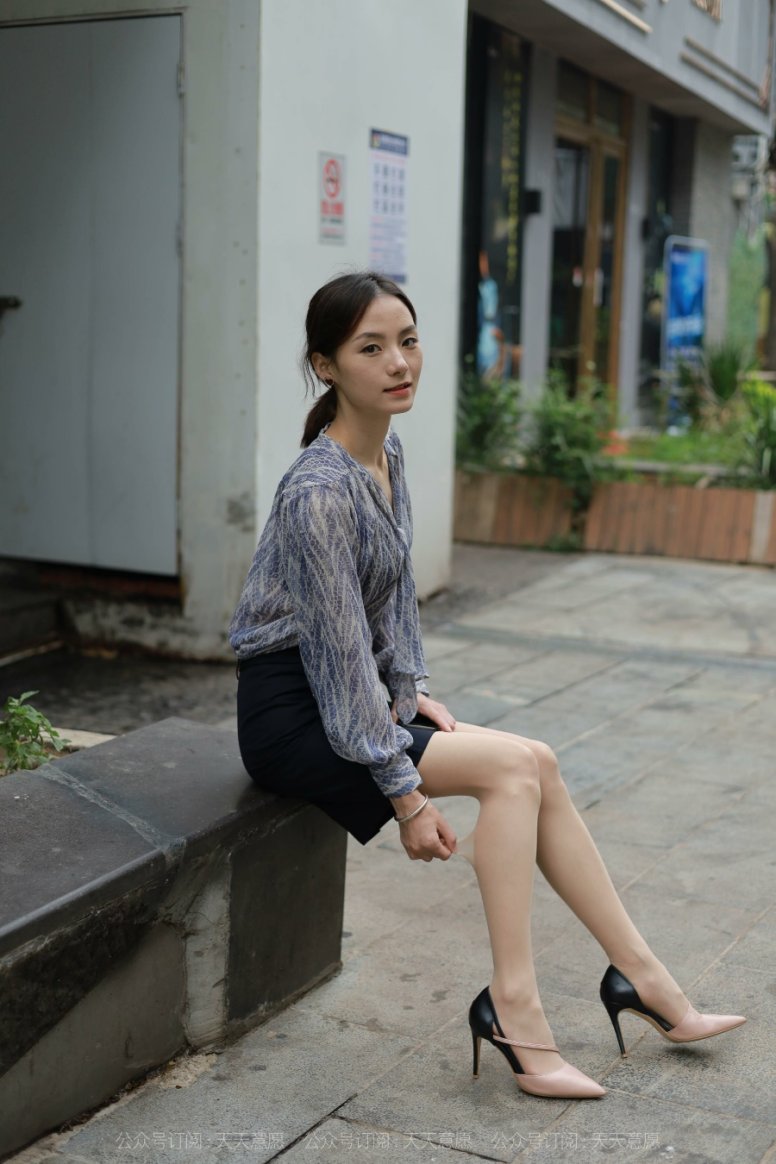 [IESS异思趣向] 耽丝 211004 小六带你去散步 [91P/108MB]