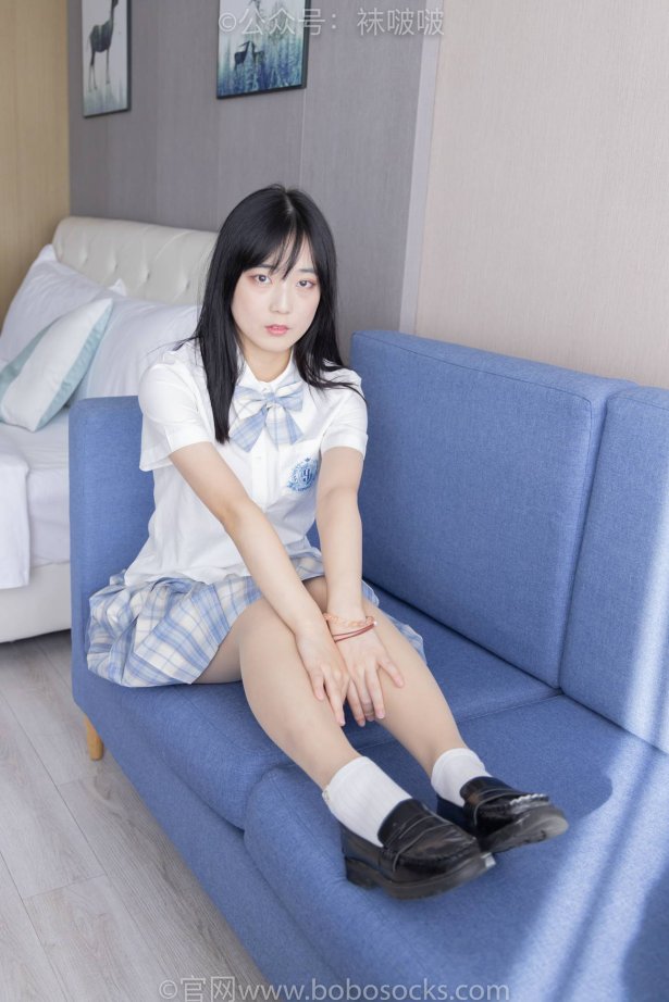 [BoBoSocks袜啵啵]NO.068 菠萝-JK至服、皮鞋、短白棉袜、肉丝 [138P/1V/6.74GB]