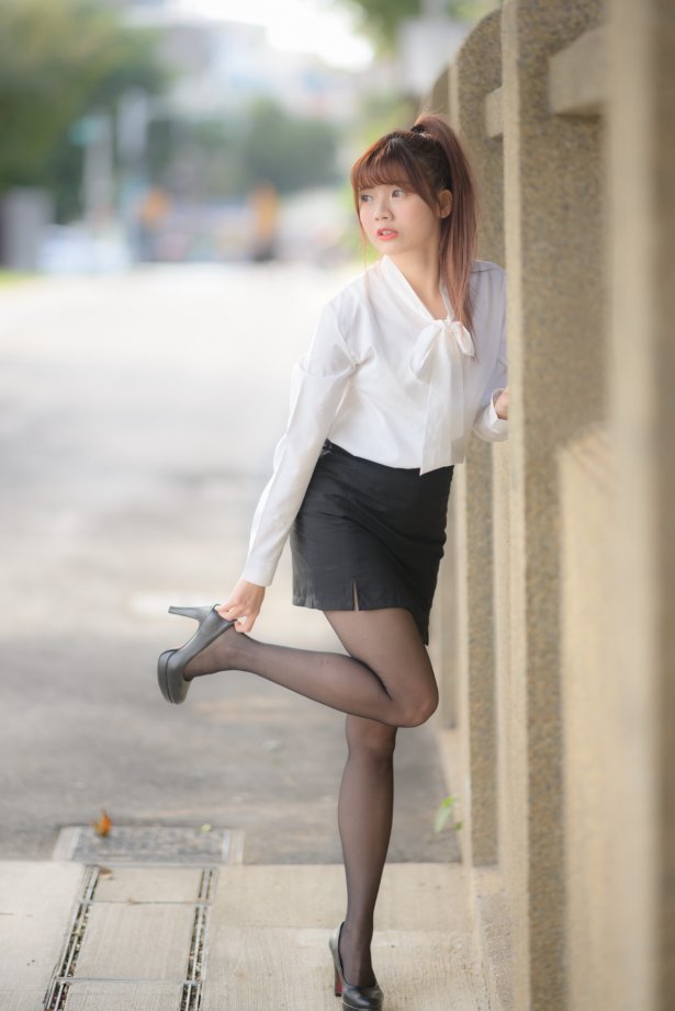 精选街拍 No.1151 OL黑絲高跟 001 [100P] [100P/106M]