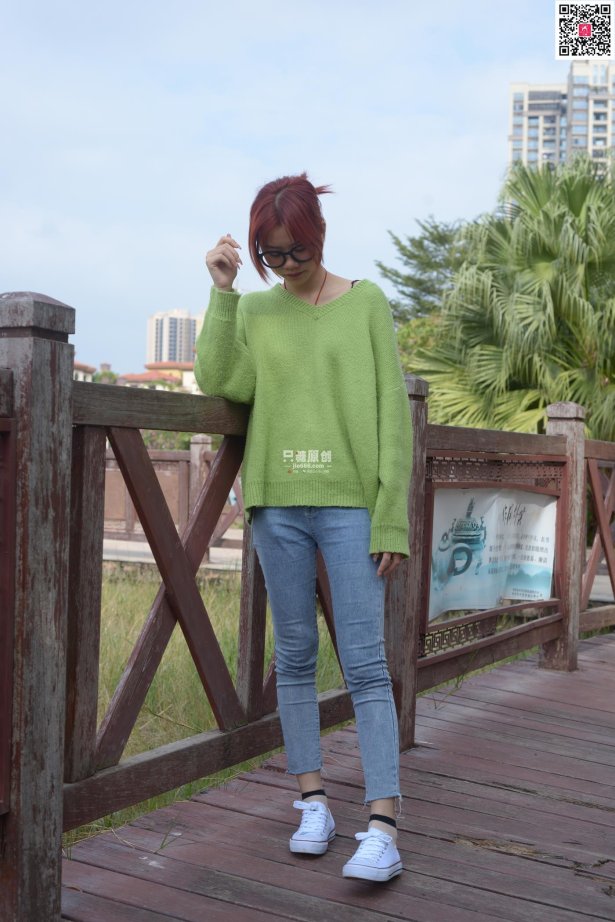 [只糖原创]NO.559 彤彤 来年多喜乐[147P/1V/1.02GB]