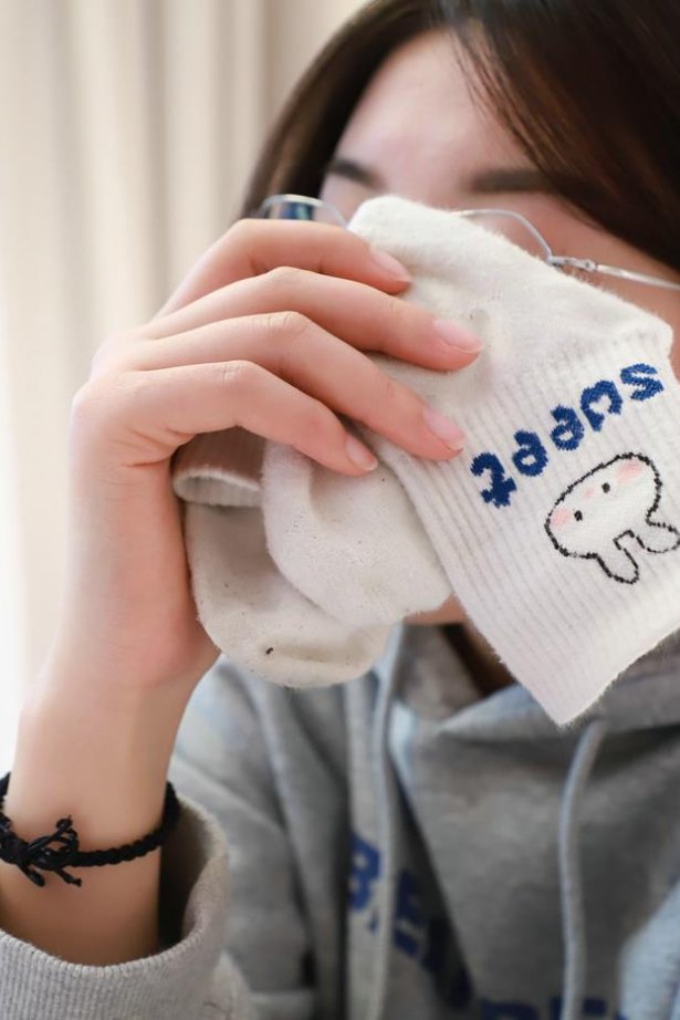 [誉铭传媒]袜足摄影 2022年《2022.04.22特约作品》[90P/1V/982MB]