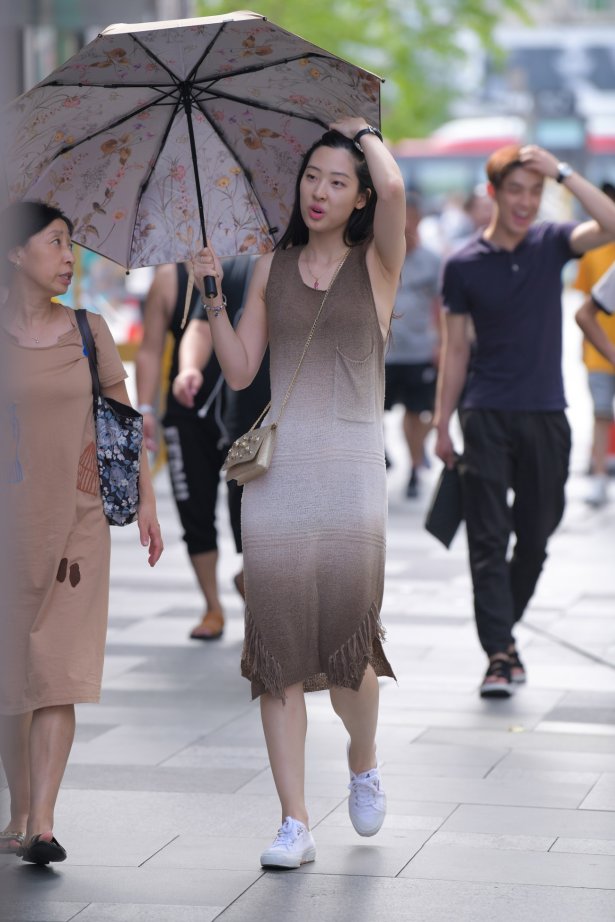 精选街拍作品 NO.1540 视觉冲击街拍作品 – 这朦胧美~[52P/71MB]