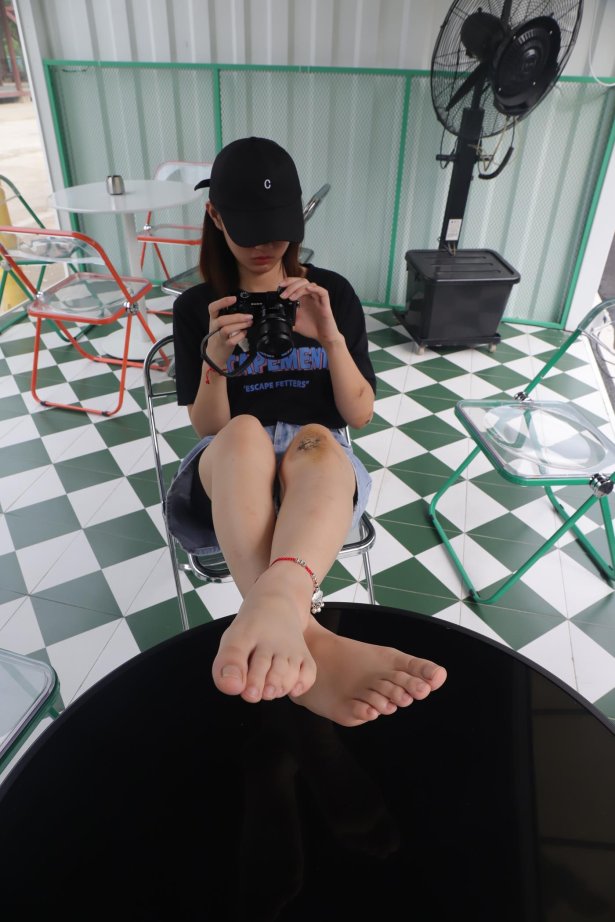 Pary摄影 NO.002 大学生女神素萍的38码修长美脚[171P/936MB]