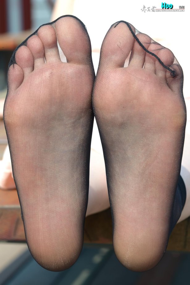 [赤足者]VOL.003 高清图集[37P/295MB]