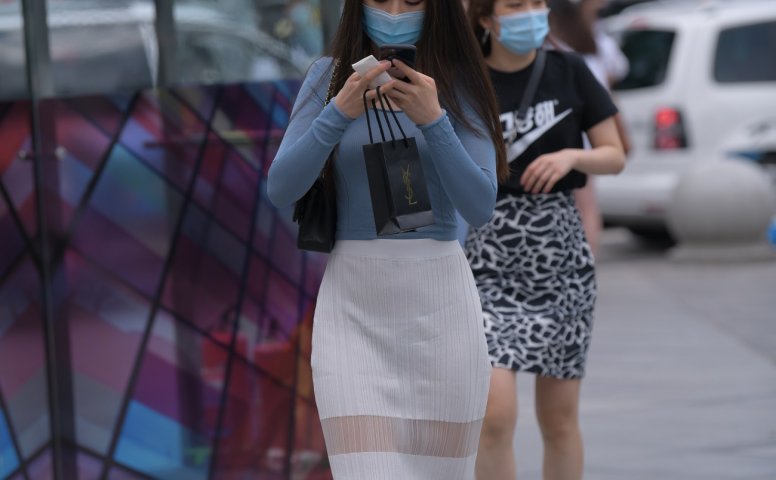 精选街拍作品 NO.1566 红石街拍作品 – 蓝色姓感[34P/34MB]