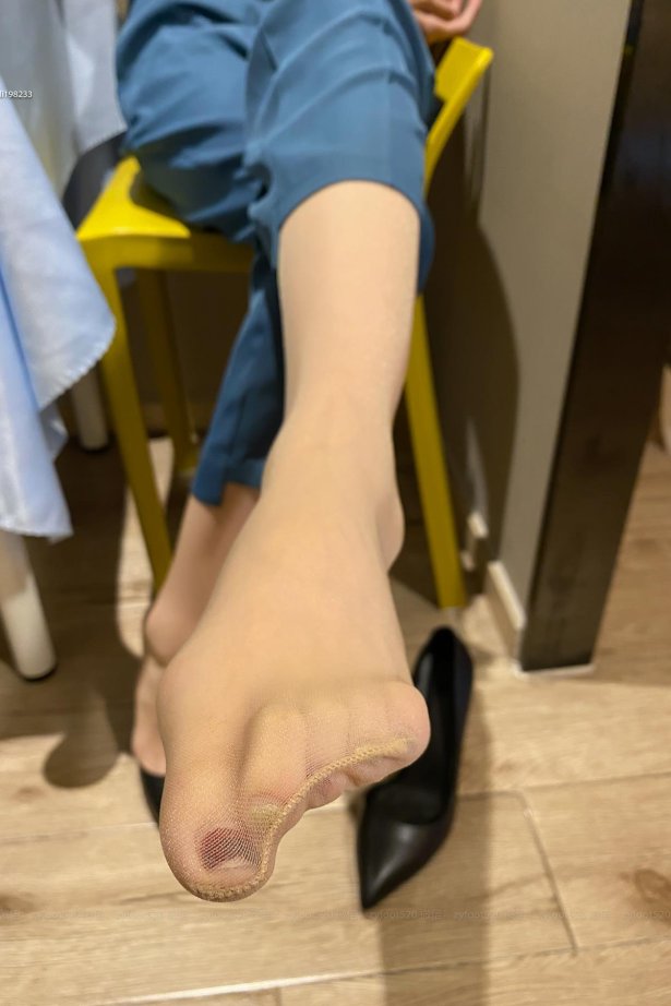 ISS系列 030 欣欣 裹胸 [81P/1V/762MB]