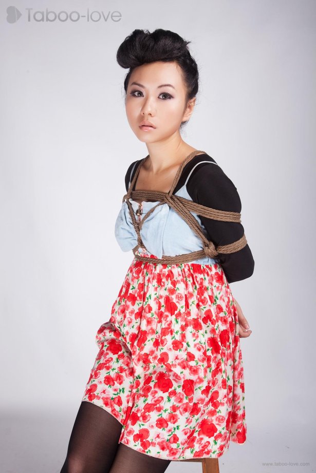 [禁忌摄影]Taboo-love NO.089 [VIP专属][32P/14.7MB]