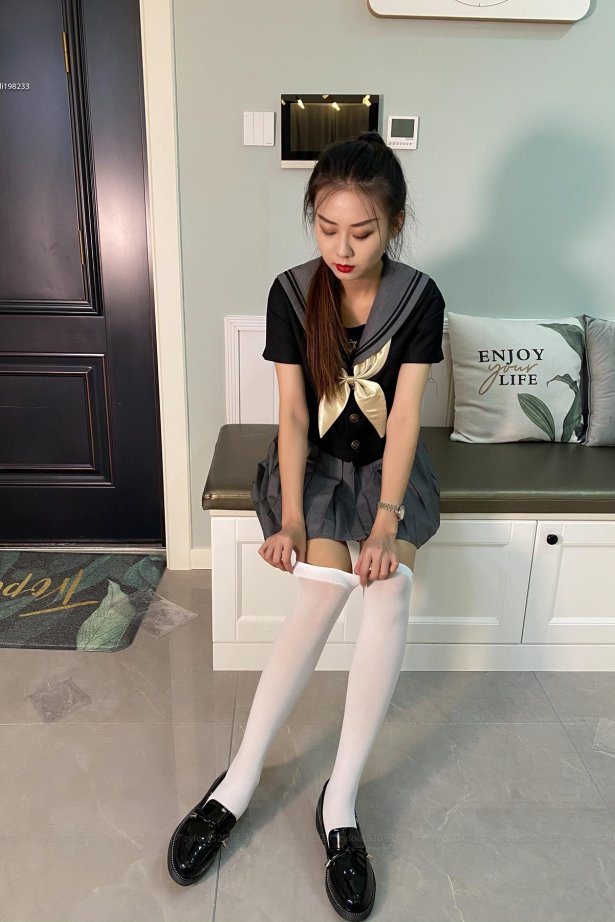 ISS系列 035 洋洋 JK白 [56P/327MB]