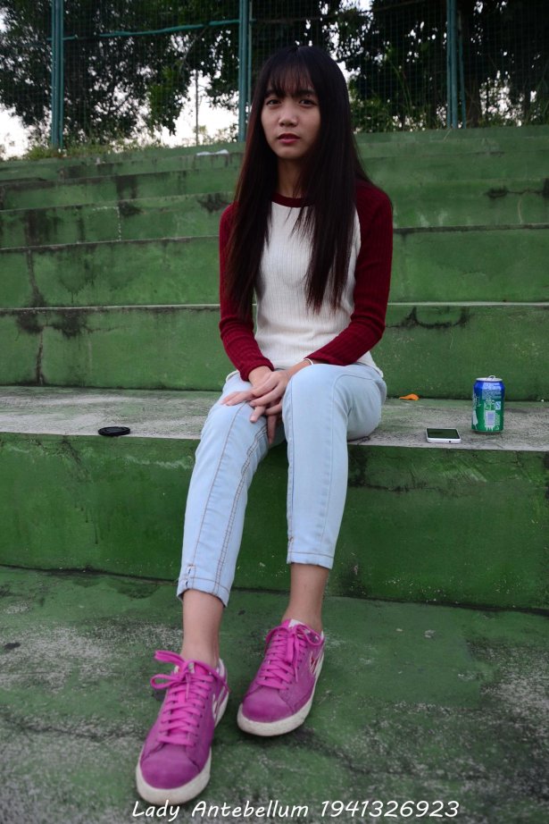 [战前女神] 美腿镁足精品摄影套图 057 [55P/117MB]