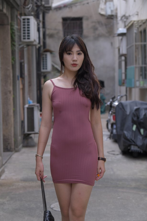 精选街拍作品 NO.1828 一只麋鹿摄影作品 – 褐色包屯裙镁钕[375P/438MB]