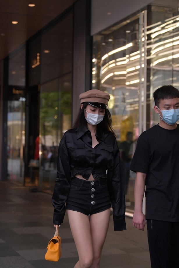 精选街拍作品 NO.1796 视觉冲击街拍作品 – 这热裤修长的美腿也太迷人了吧[95P/98.3MB]