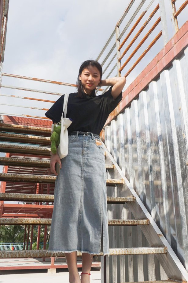 [Pary学生模拍] No.036 莹莹赤脚游玩创意产业园 [145P/714MB]