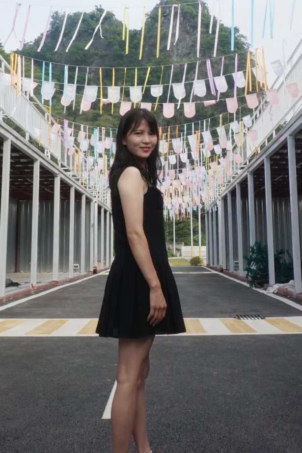 [Pary学生模拍] No.033 小红展示37码美jiao [109P/553MB]