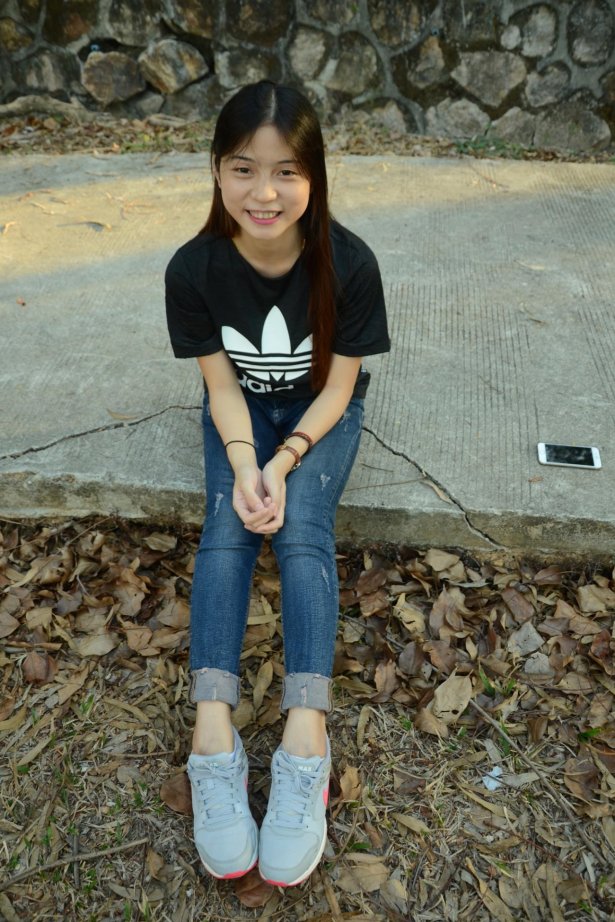 [战前女神] 美腿镁足精品摄影套图 107 [137P/409MB]