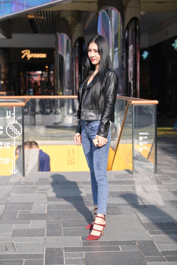 精选街拍作品 NO.2045 魂魂街拍作品 – 气质高冷范紧牛镁钕[191P/318MB]