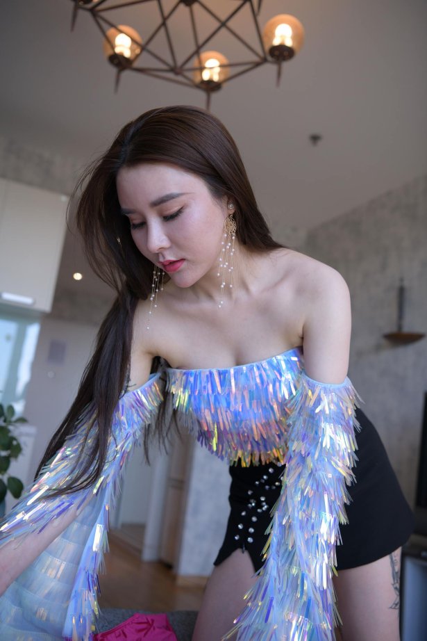 魔镜街拍 NO.023 黑丝连衣长裙 [226P/346M]