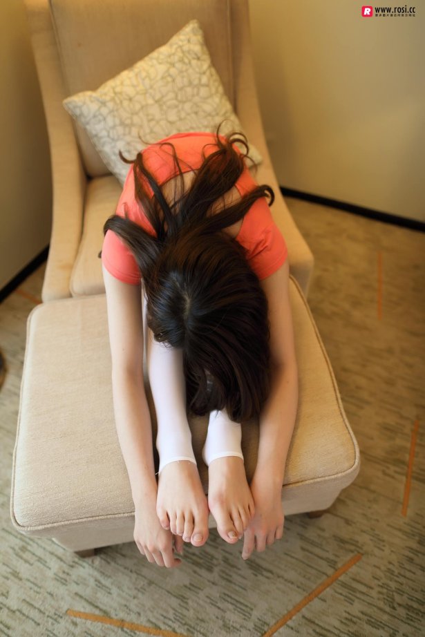 [ROSI写真] 艺XUE妹系列 2018.08.31 NO.0018 [28P/22MB]