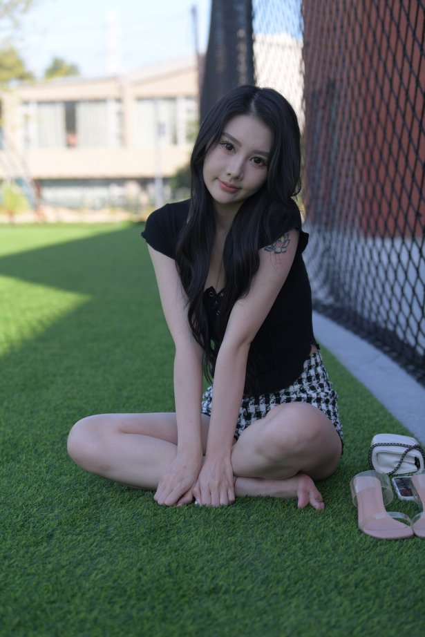 精选街拍作品 NO.2360 一只麋鹿摄影作品 – 不想迟到的女孩[671P/825MB]