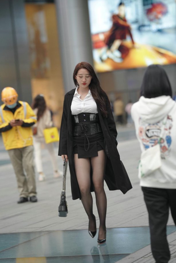 魔镜街拍 NO.160 黑丝大长腿 [201P/143M]