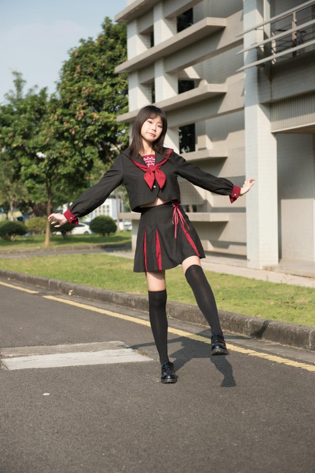 魔镜街拍 NO.141 活力美术生JK美少女 [286P/311M]