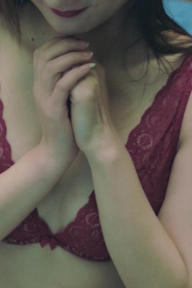 [YALAYI雅拉伊视频] 2019.06.10 V042《红装素裹》徐雅熙[1V/127M]