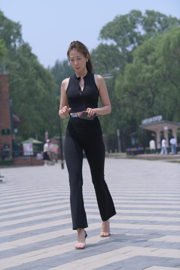 精选街拍作品 NO.2489 一始街拍作品 – 续梦[673P/758MB]