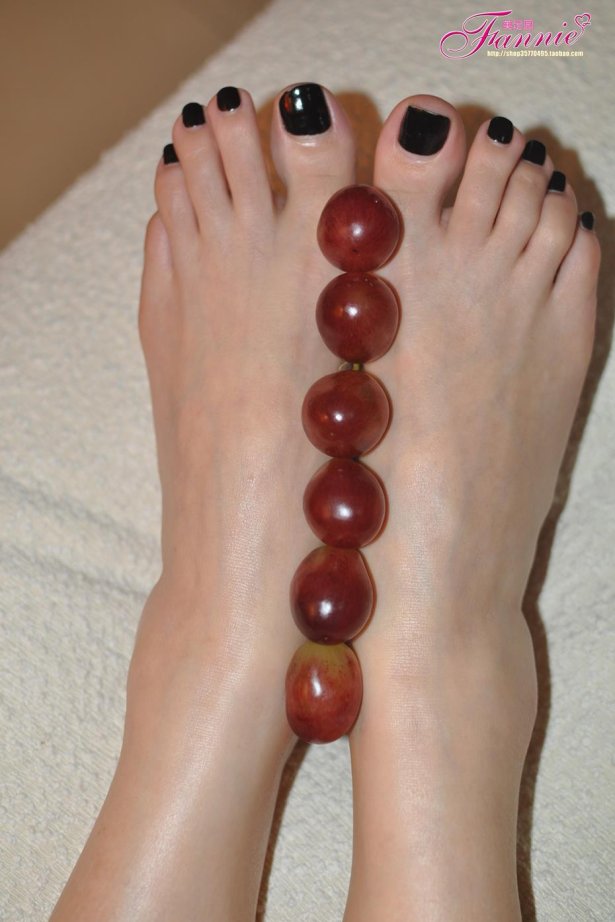 Fannie芬妮每足园 No.152 果香甜美3 [58P/140MB]