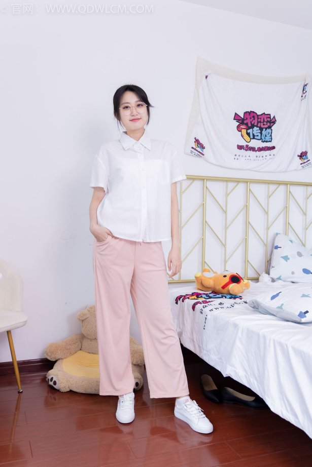 [补发]勿恋传媒 NO.1655 小敏-万事藏于心[156P/1V/3.75GB]