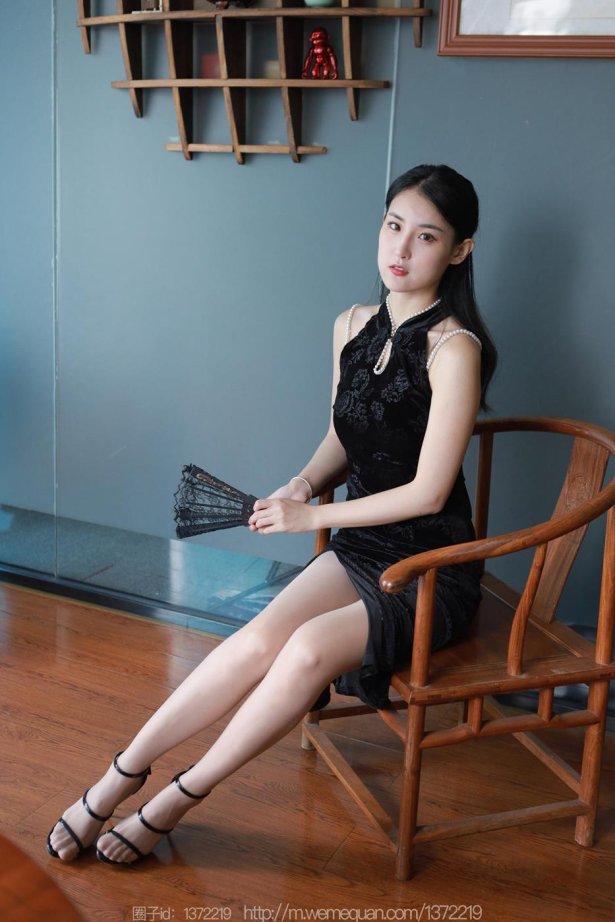 [IESS异思趣向] 2023.04.20 丝享家1427：小宝《倾国倾城》[89P/94MB]