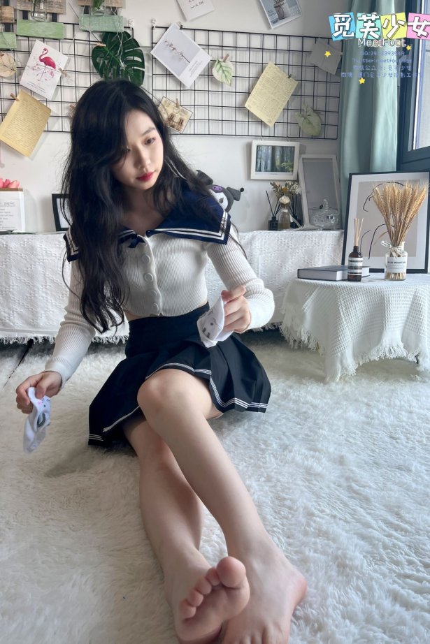 [觅芙少女]NO.018 JK短裙美少女-1 [105P/2V/4.77GB]