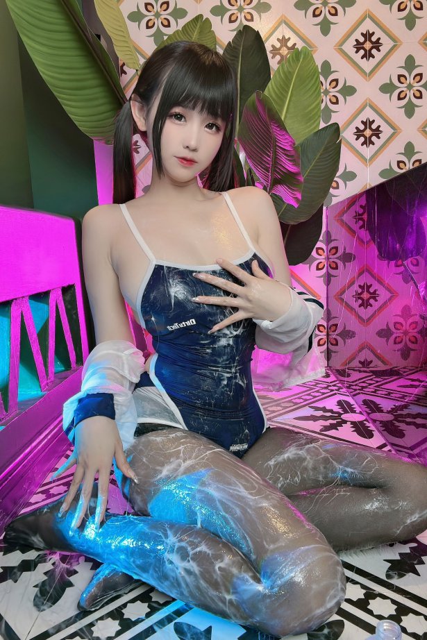 miko酱ww – 泳装合辑[50P/827MB]