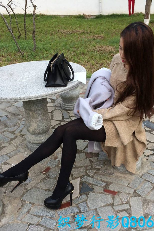 织梦行影@NO.005-第五期 宋晨校园厚黑丝高跟（宋晨）[73P/146MB]