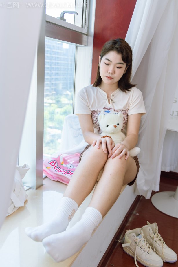 勿恋传媒 NO.1969 小迪-夜半歌声[140P/1V/3.67GB]