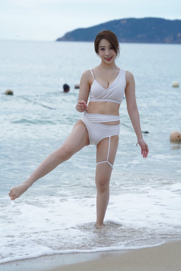 精选街拍作品 NO.2921 kaine模拍作品 – 搁浅日期[420P/1.00GB]