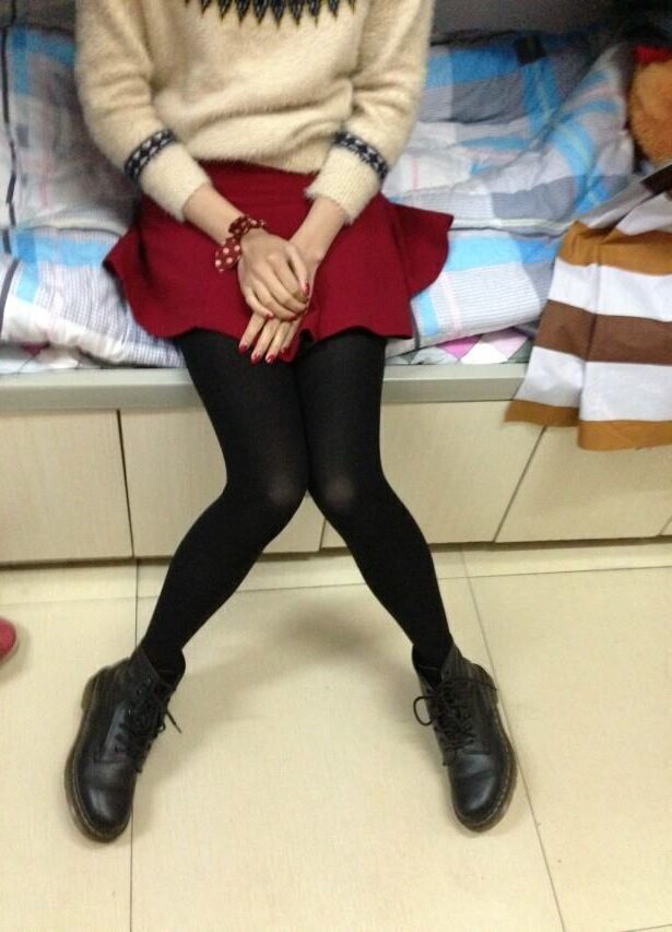 织梦行影@NO.032-第三十二期 宿舍厚黑丝（黑丝）[44P/5MB]