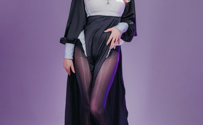 花铃 – 圣堂修女[151P/469MB]