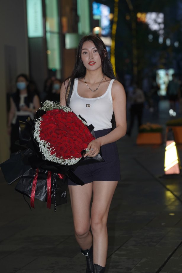 精选街拍作品 NO.3060 晚风撩人[117P/345MB]