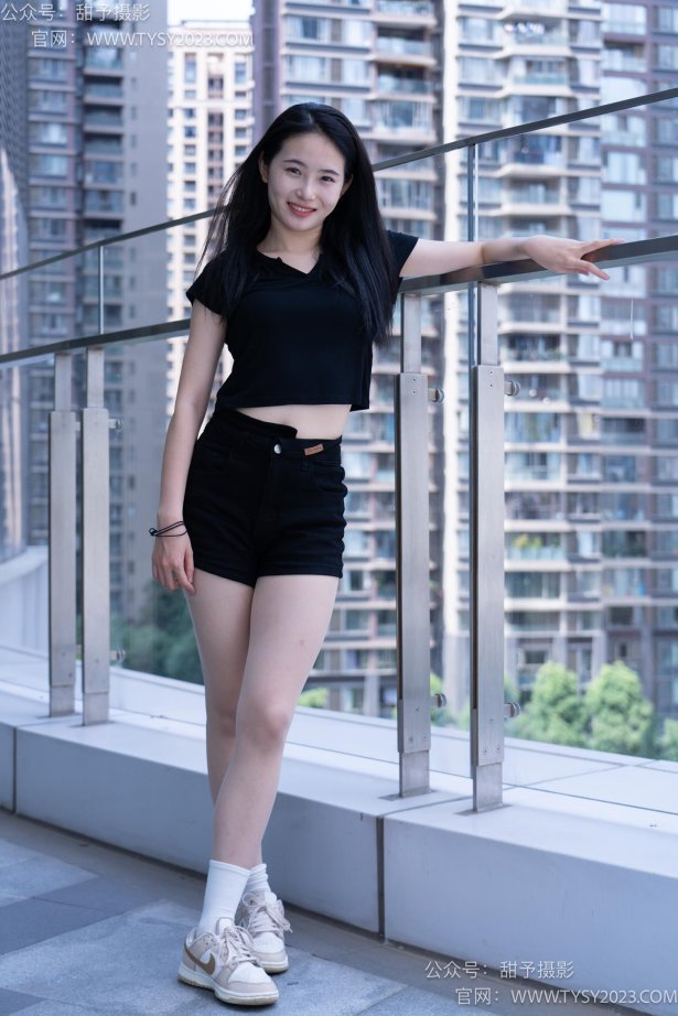 甜予摄影 NO.052 思思-板鞋、白棉袜、肉丝[128P/2V/9.58GB]