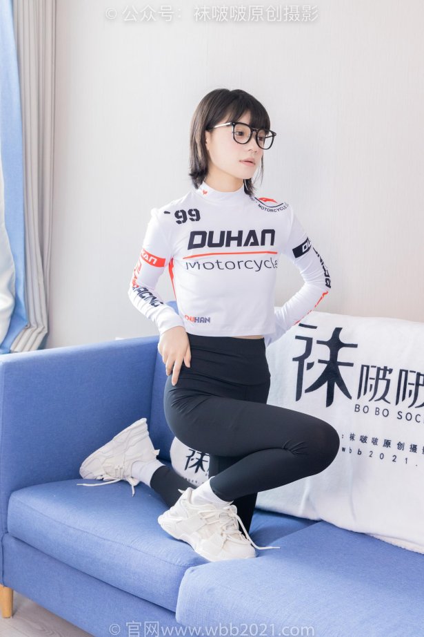 [BoBoSocks袜啵啵]NO.410 糯米-运动鞋、白棉袜、肉丝、瑜伽裤裤里丝[145P/1V/6.68GB]